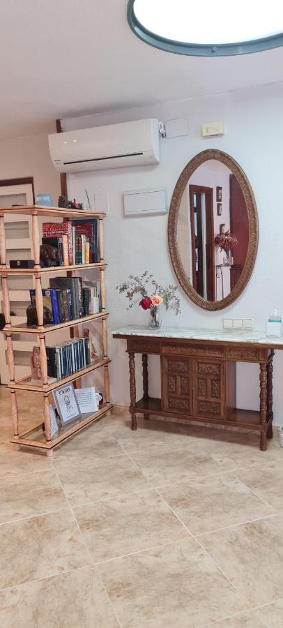 דירות ולנסיה Apartamento Tiziano Mercado Central מראה חיצוני תמונה