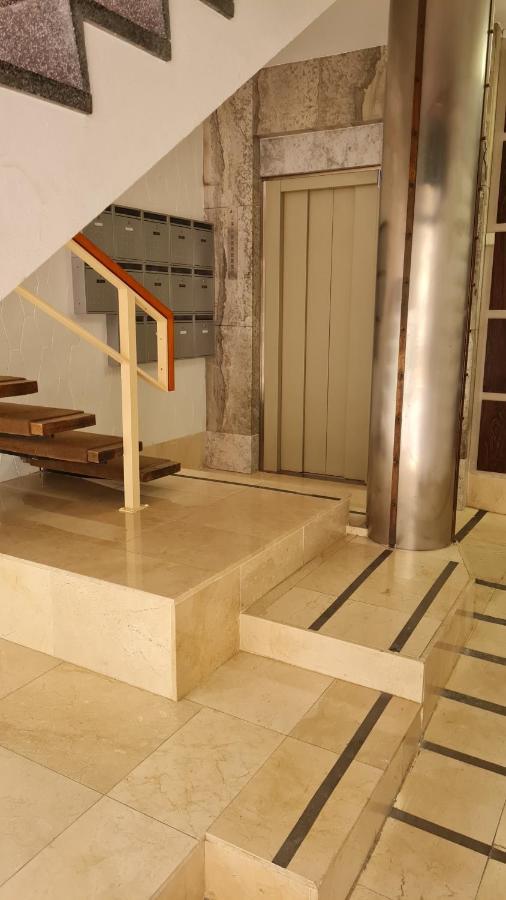 דירות ולנסיה Apartamento Tiziano Mercado Central מראה חיצוני תמונה