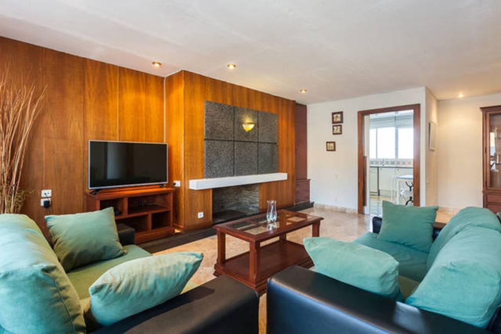 דירות ולנסיה Apartamento Tiziano Mercado Central מראה חיצוני תמונה