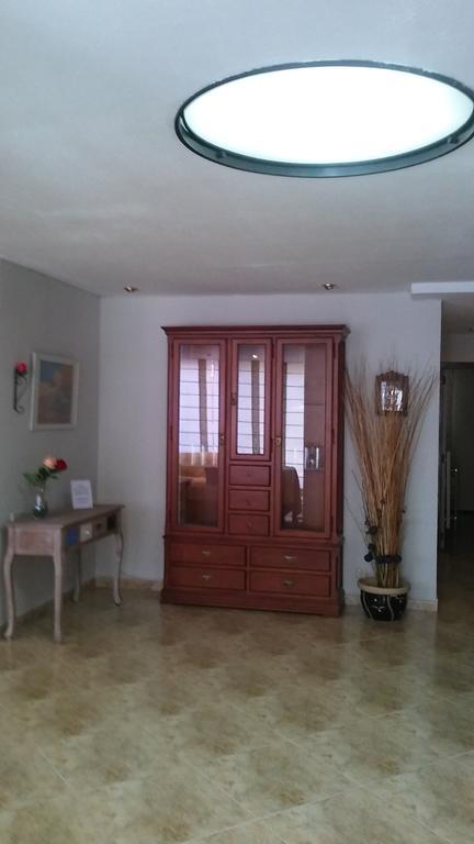 דירות ולנסיה Apartamento Tiziano Mercado Central מראה חיצוני תמונה
