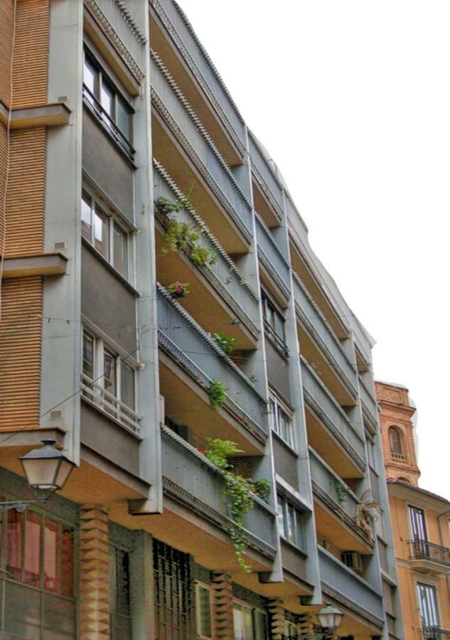דירות ולנסיה Apartamento Tiziano Mercado Central מראה חיצוני תמונה